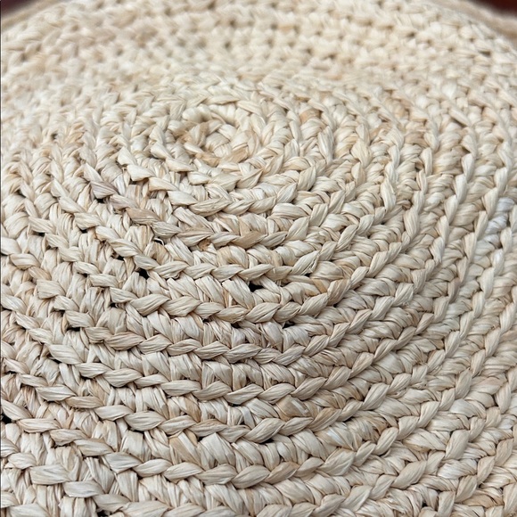 Vintage Woven Straw Sun Hat, Straight out of a 90s RomCom - Picture 12 of 13